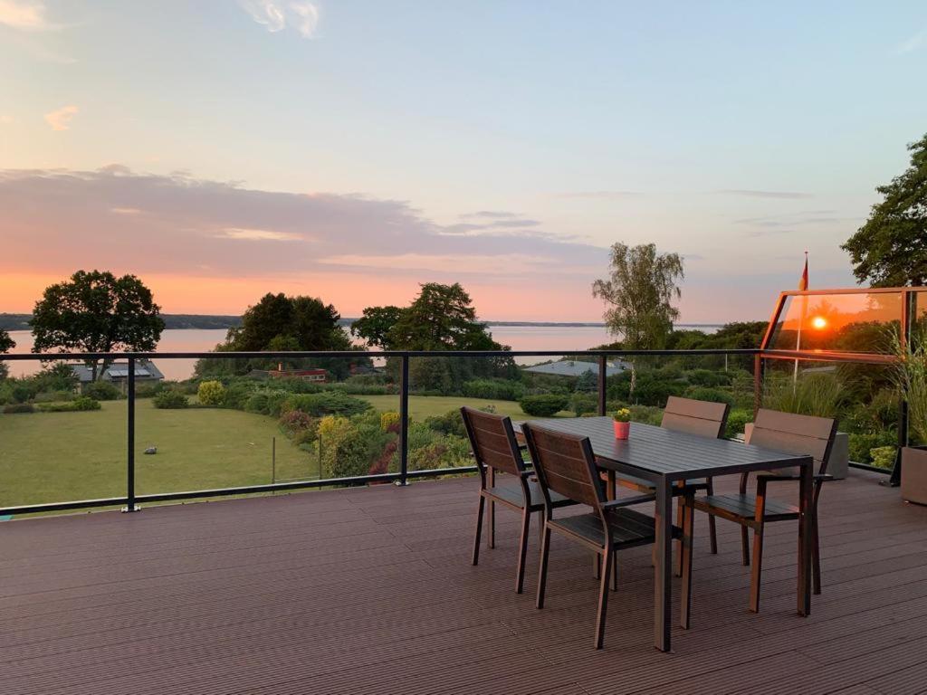 Fewo1846 - Sundowner - Luxurioese Wohnung Mit 2 Schlafzimmern Und Sonnenterrasse Flensburg Exteriör bild
